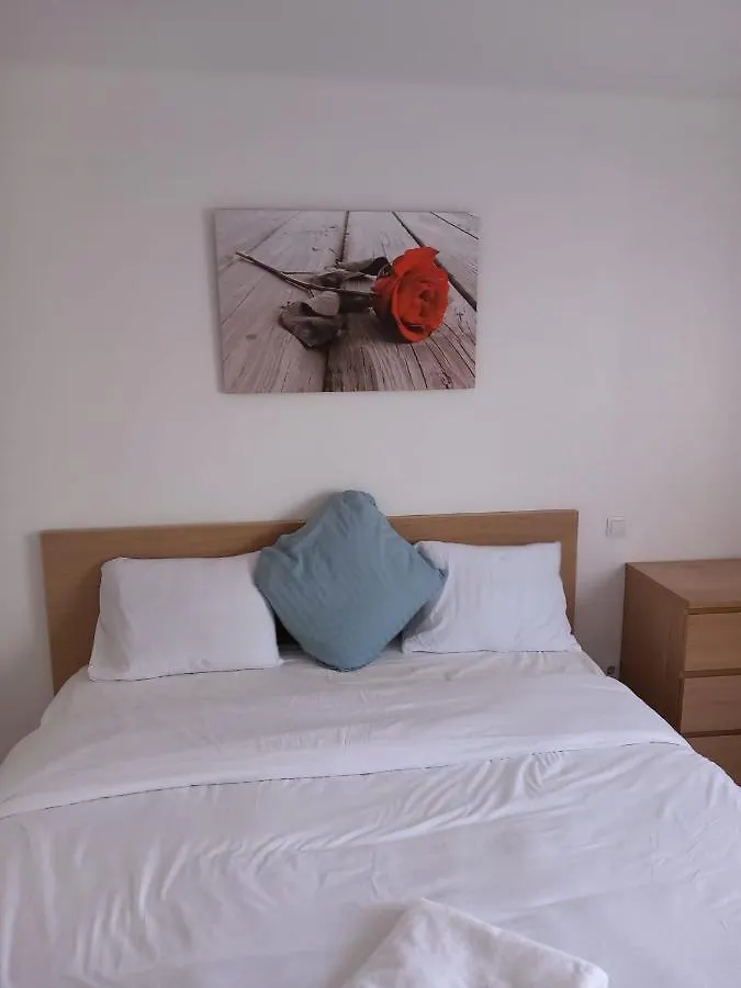 Vendégház Large Room In Schuttrange Free Parking 10Mins To Airport Excellent Customer Services Luxemburg