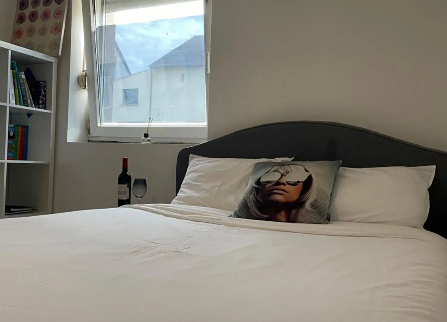 Vendégház Large Room In Schuttrange Free Parking 10Mins To Airport Excellent Customer Services